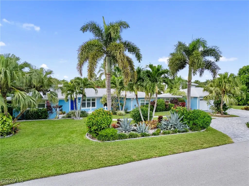 5812 Silvery Lane Fort Myers FL 33919