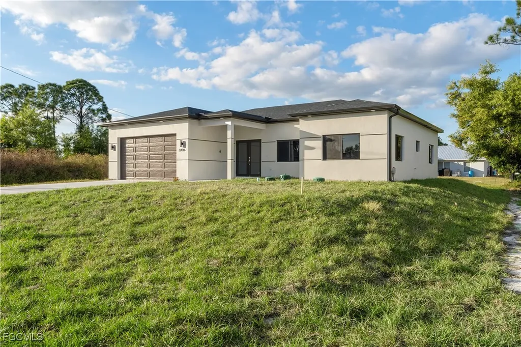 3416 23rd Street SW Lehigh Acres FL 33976