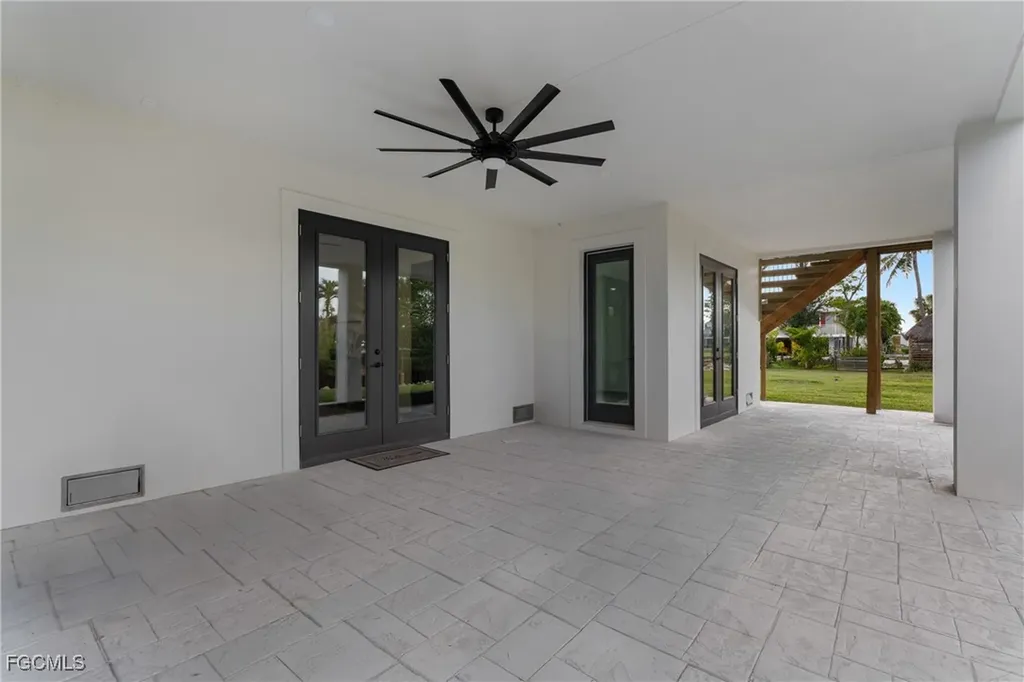 18190 Pioneer Road Fort Myers FL 33908