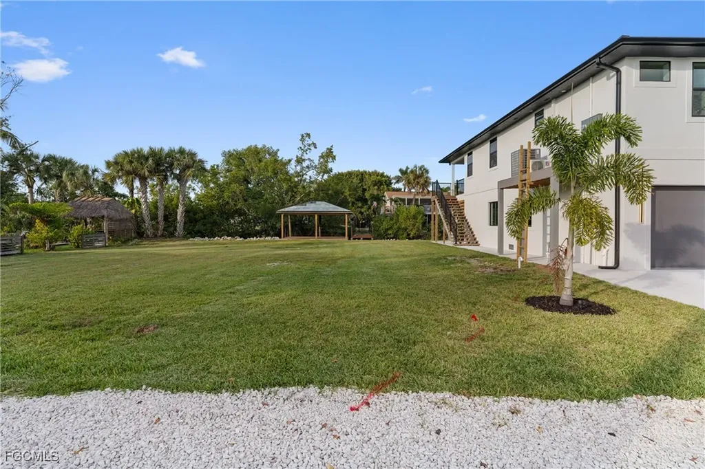 18190 Pioneer Road Fort Myers FL 33908