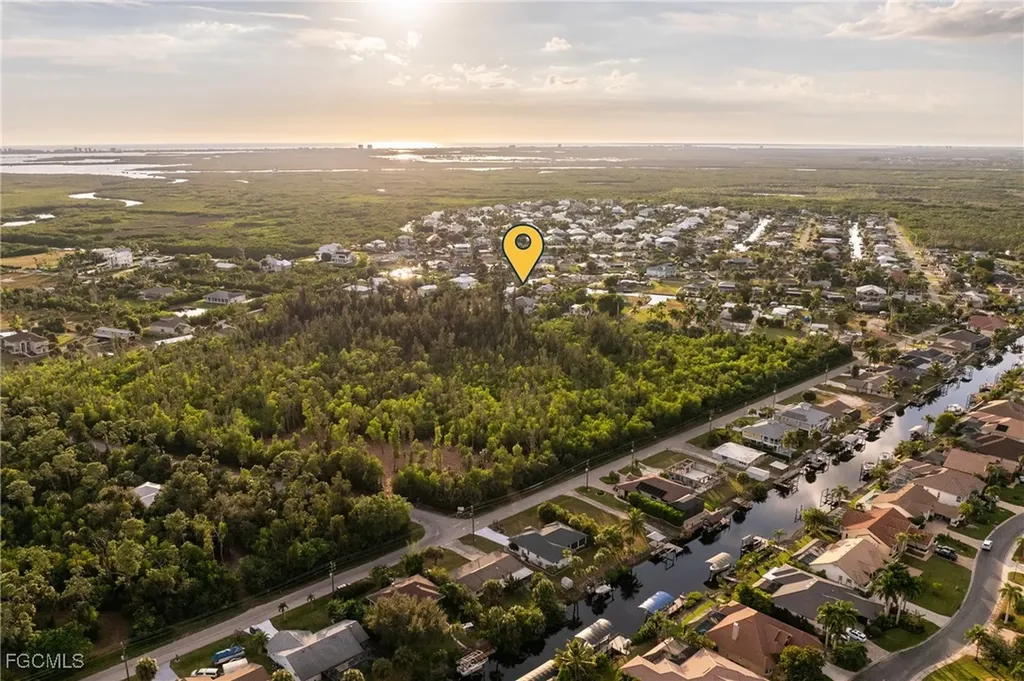 18190 Pioneer Road Fort Myers FL 33908