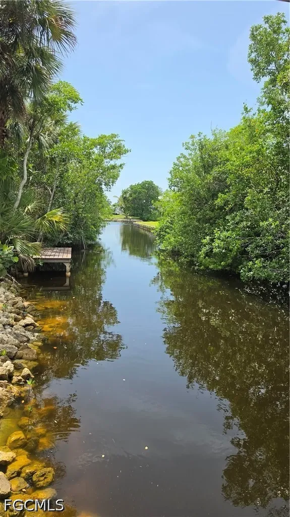 18190 Pioneer Road Fort Myers FL 33908