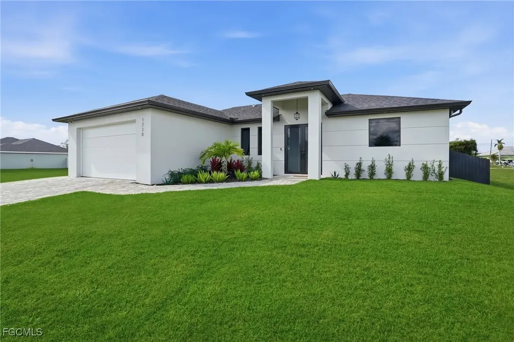 1720 NW 15th Place Cape Coral FL 33993