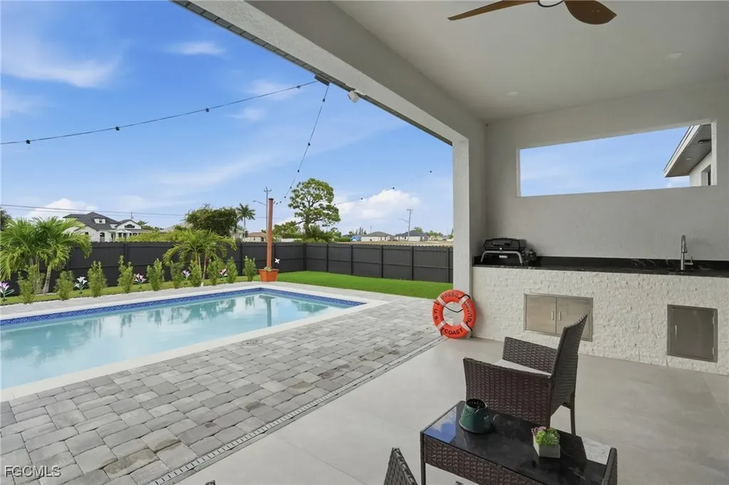 1720 NW 15th Place Cape Coral FL 33993