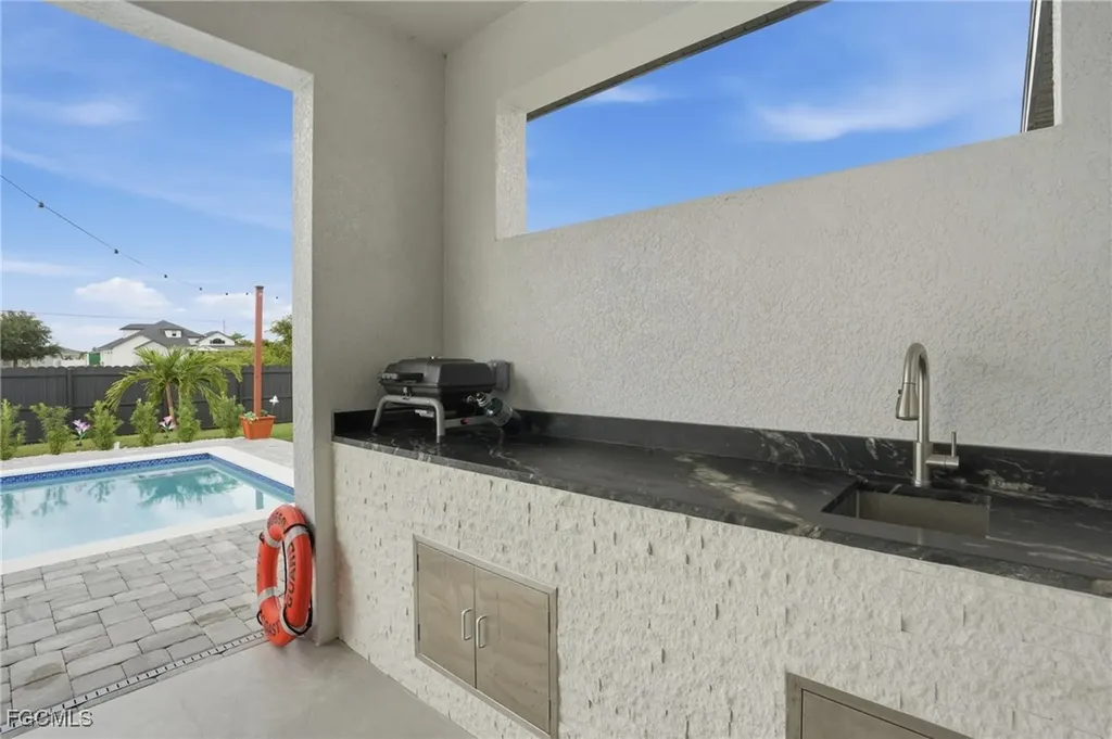 1720 NW 15th Place Cape Coral FL 33993