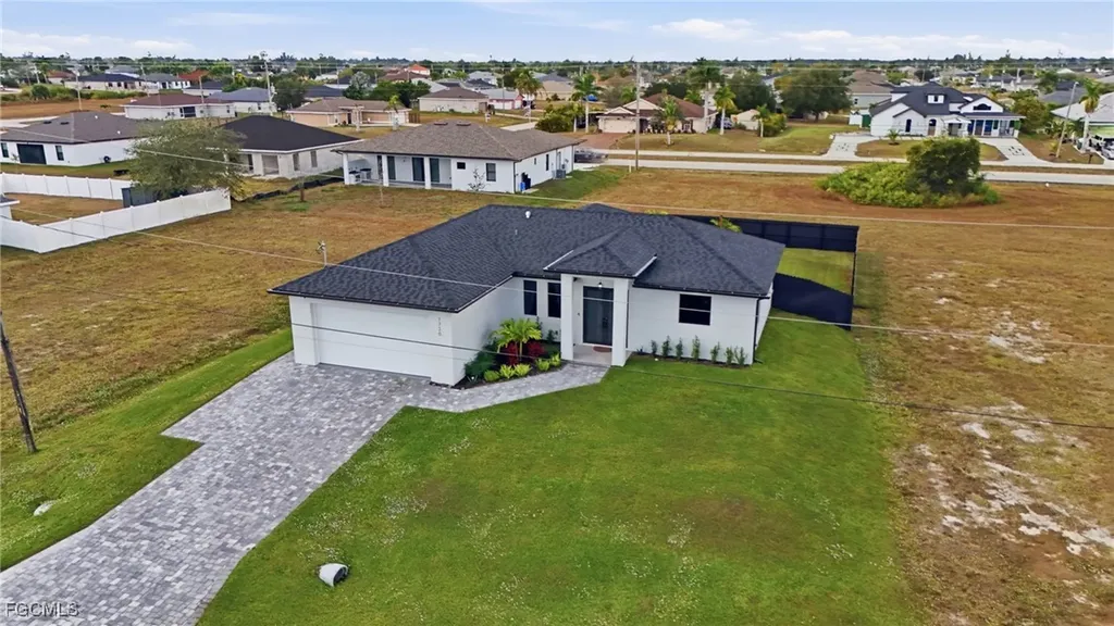 1720 NW 15th Place Cape Coral FL 33993