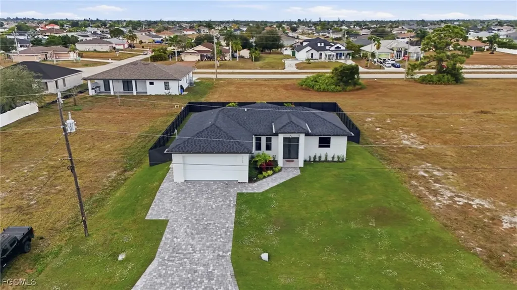 1720 NW 15th Place Cape Coral FL 33993