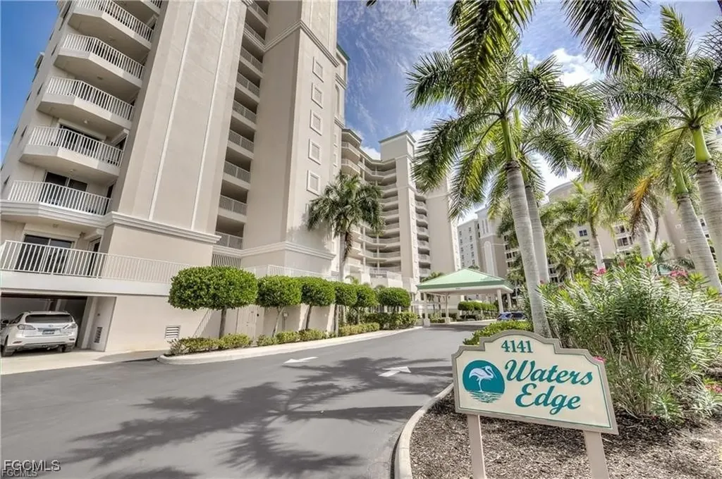 Fort Myers Beach FL, 4141 Bay Beach Lane, Unit 426