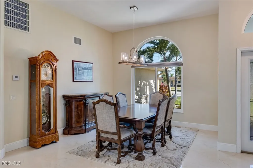 3718 Palm Tree Boulevard Cape Coral FL 33904