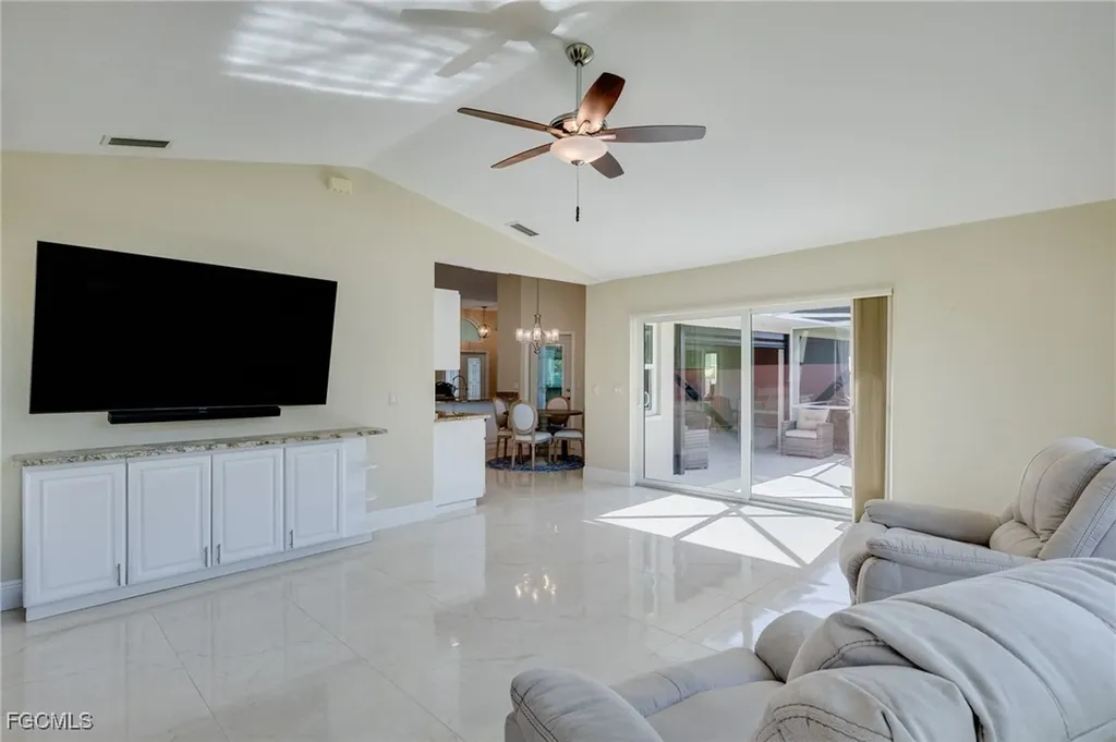 3718 Palm Tree Boulevard Cape Coral FL 33904