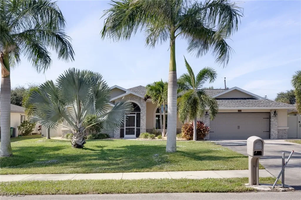 3718 Palm Tree Boulevard Cape Coral FL 33904