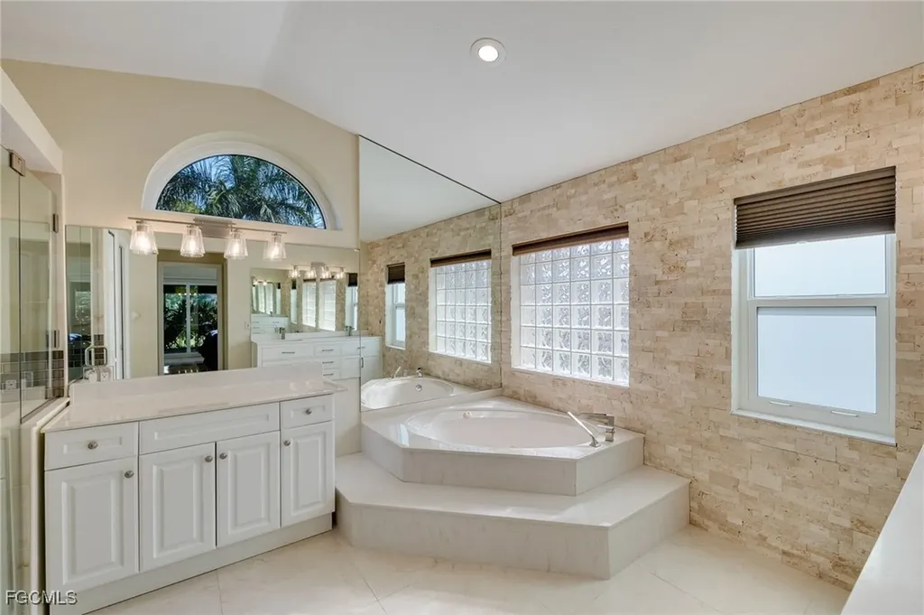 3718 Palm Tree Boulevard Cape Coral FL 33904