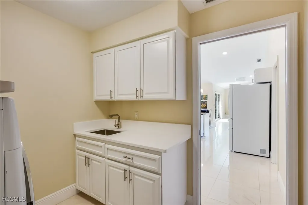 3718 Palm Tree Boulevard Cape Coral FL 33904