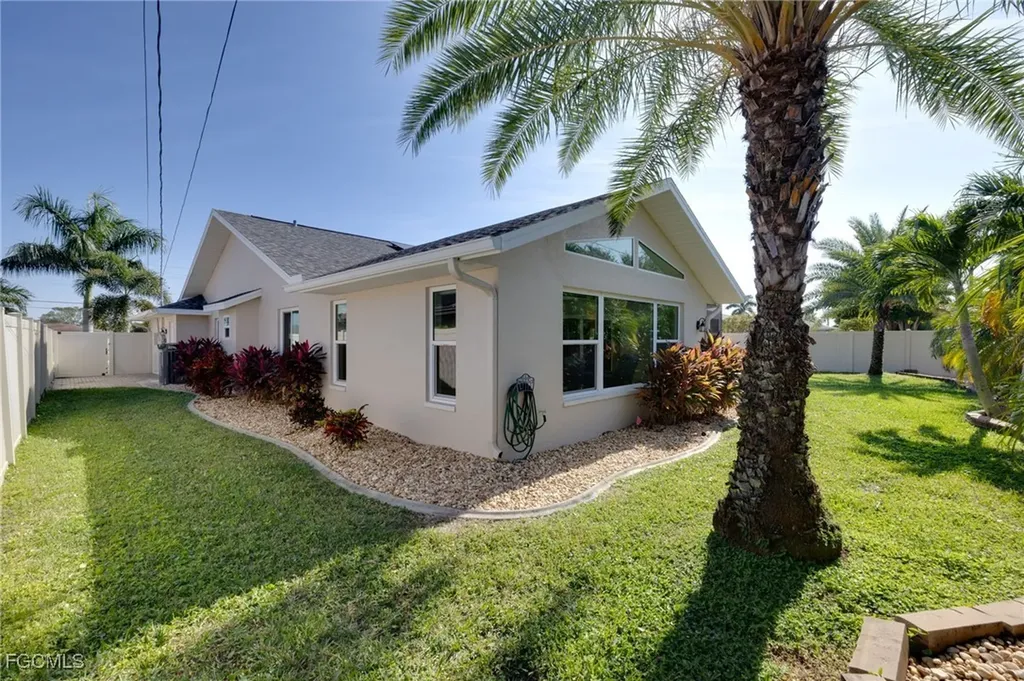 3718 Palm Tree Boulevard Cape Coral FL 33904