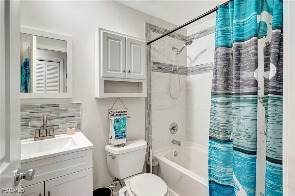 5887 Kingfish Road Bokeelia FL 33922