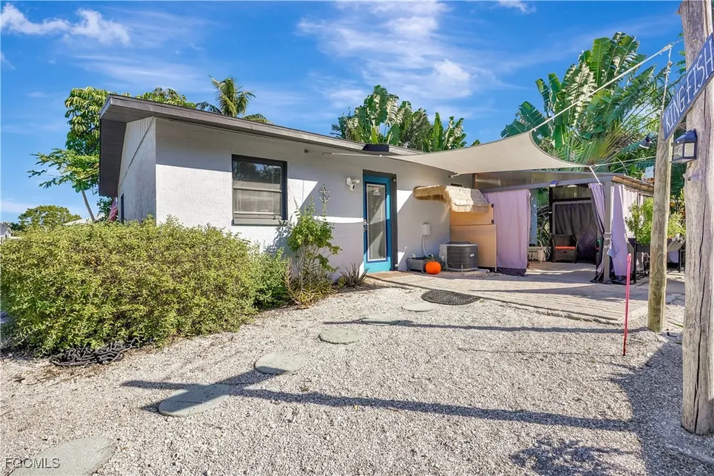 5887 Kingfish Road Bokeelia FL 33922