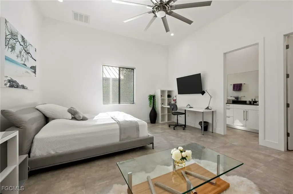 5324 Mayfair Court Cape Coral FL 33904