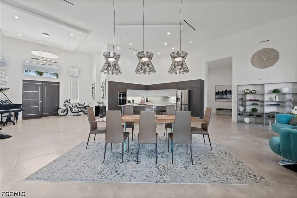 5324 Mayfair Court Cape Coral FL 33904