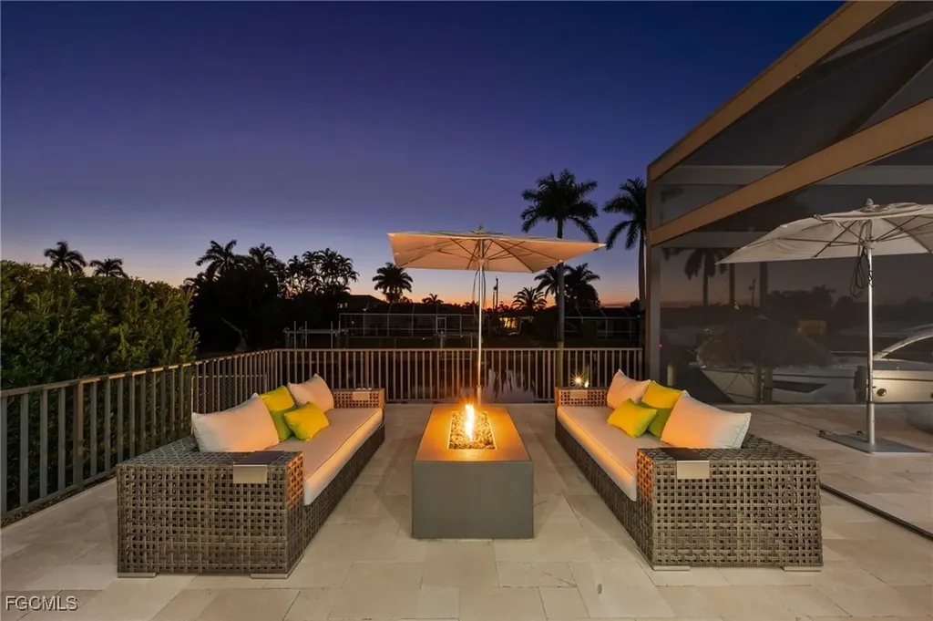 5324 Mayfair Court Cape Coral FL 33904