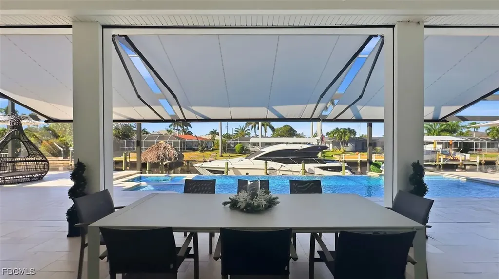 5324 Mayfair Court Cape Coral FL 33904