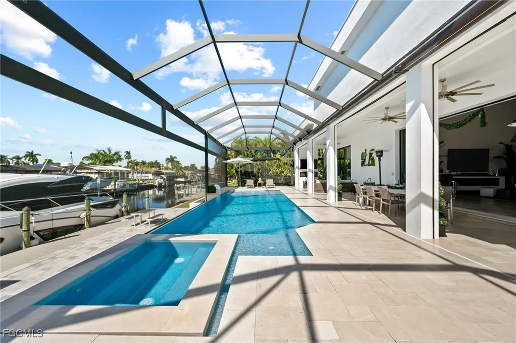 5324 Mayfair Court Cape Coral FL 33904
