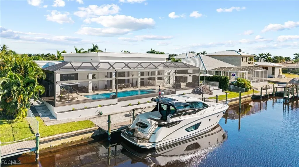 5324 Mayfair Court Cape Coral FL 33904