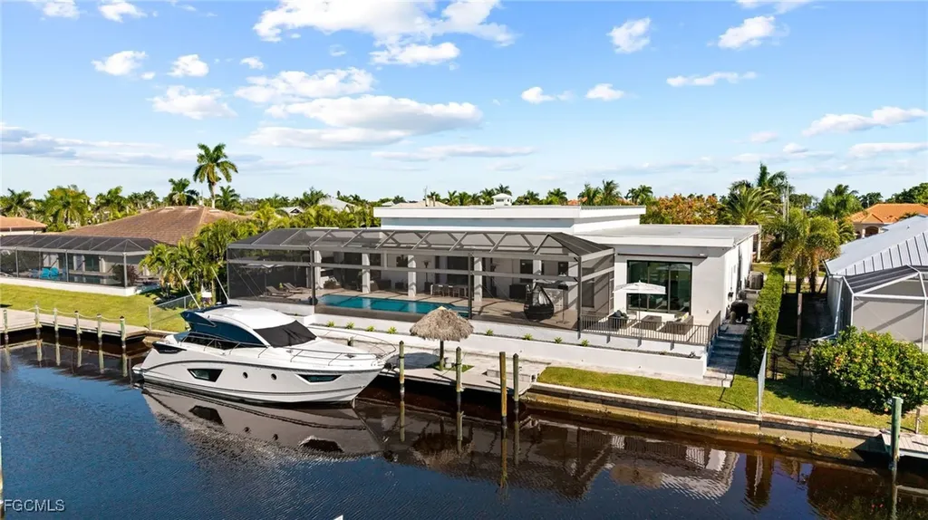 5324 Mayfair Court Cape Coral FL 33904