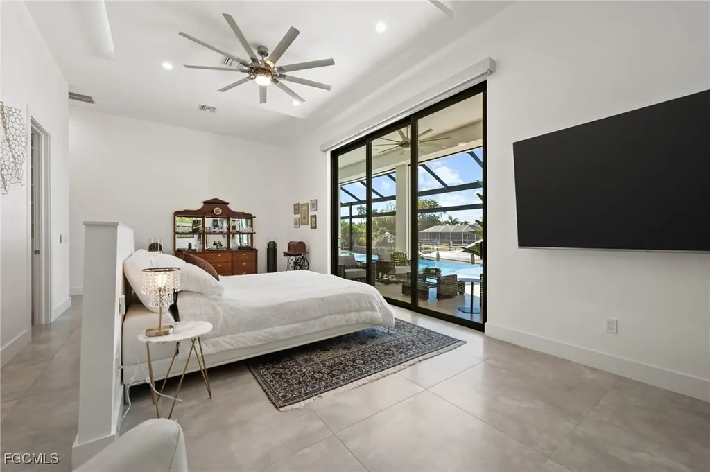 5324 Mayfair Court Cape Coral FL 33904