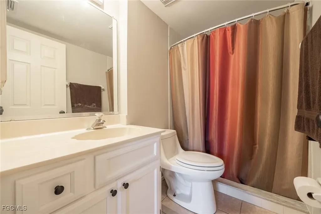 423 Cape Coral Parkway W Cape Coral FL 33914