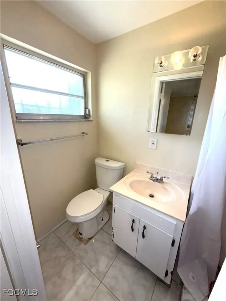 25 Castlebar Circle Fort Myers FL 33905