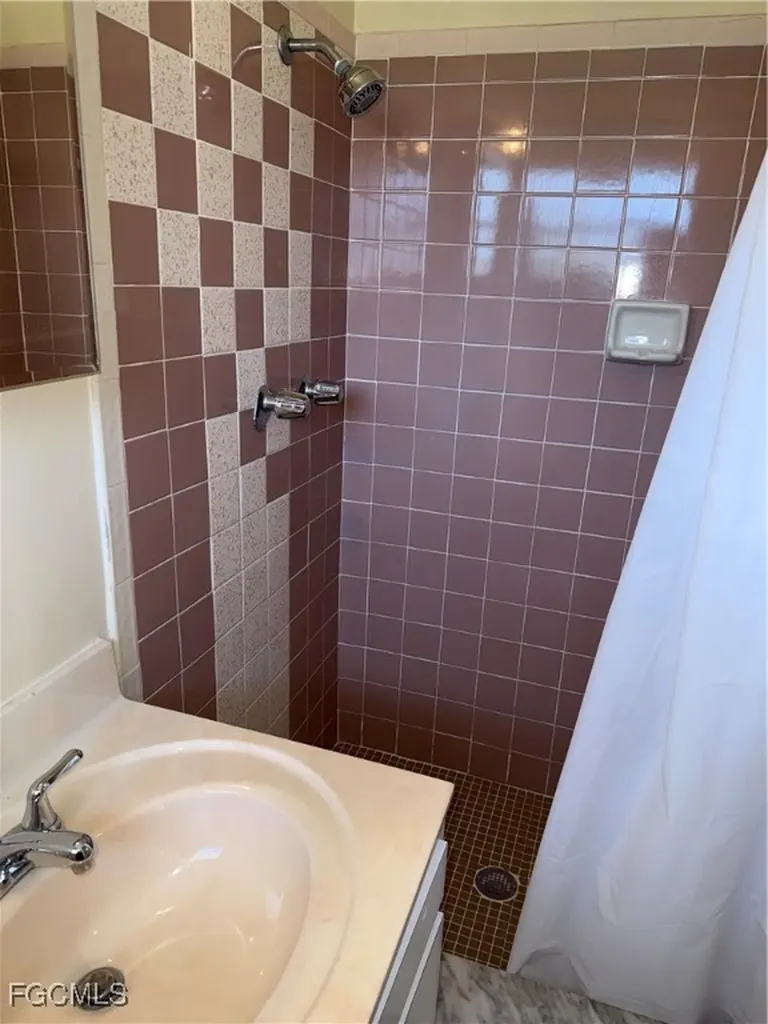 25 Castlebar Circle Fort Myers FL 33905