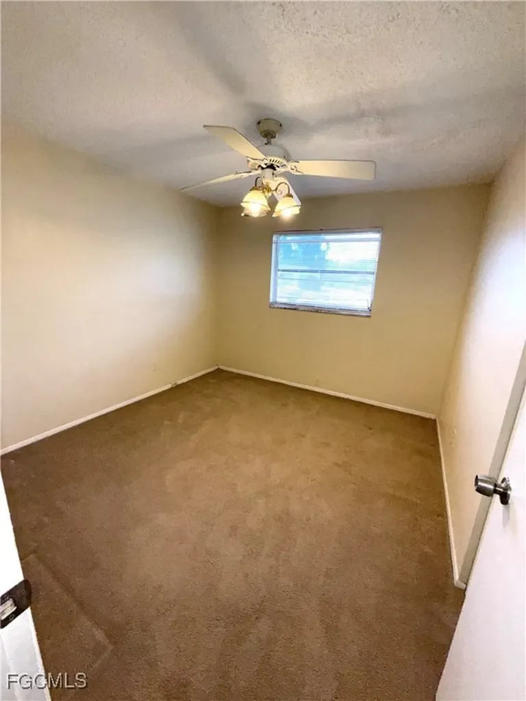 25 Castlebar Circle Fort Myers FL 33905