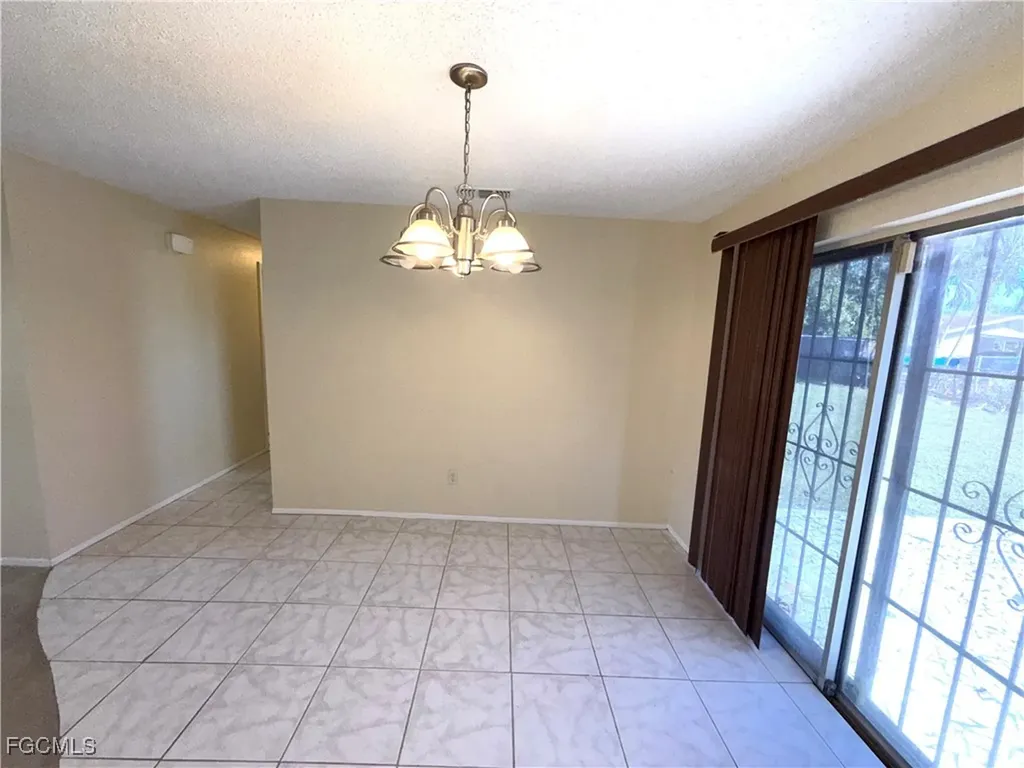 25 Castlebar Circle Fort Myers FL 33905