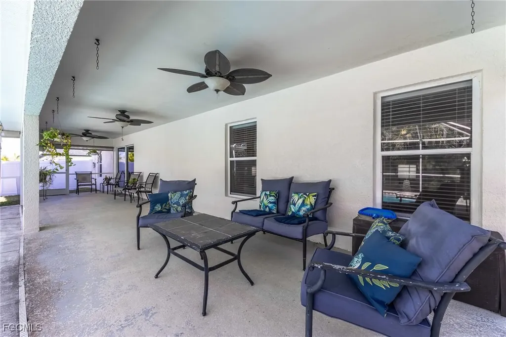 1027 NE 33rd Lane Cape Coral FL 33909