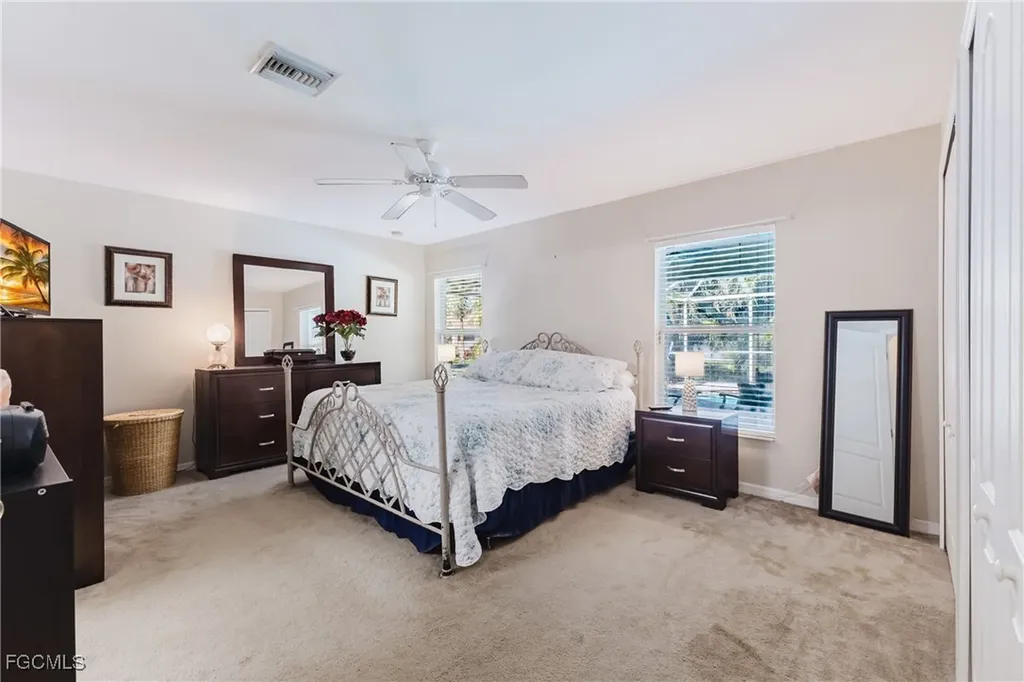 1027 NE 33rd Lane Cape Coral FL 33909