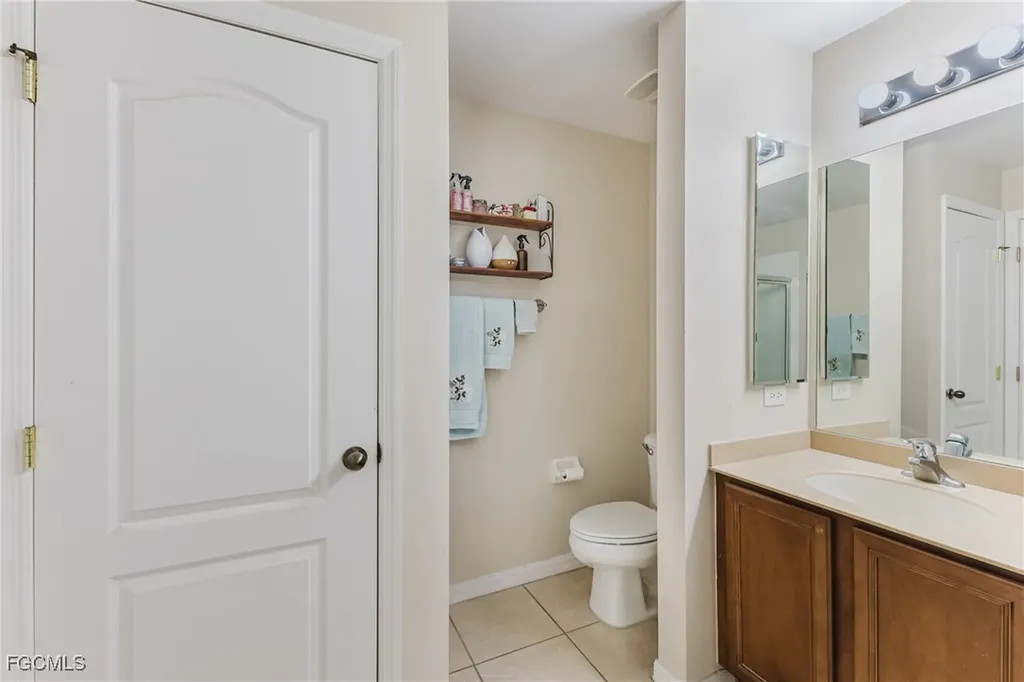 1027 NE 33rd Lane Cape Coral FL 33909