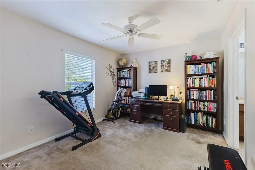 1027 NE 33rd Lane Cape Coral FL 33909