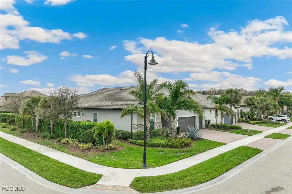 12279 Sussex Street Fort Myers FL 33913