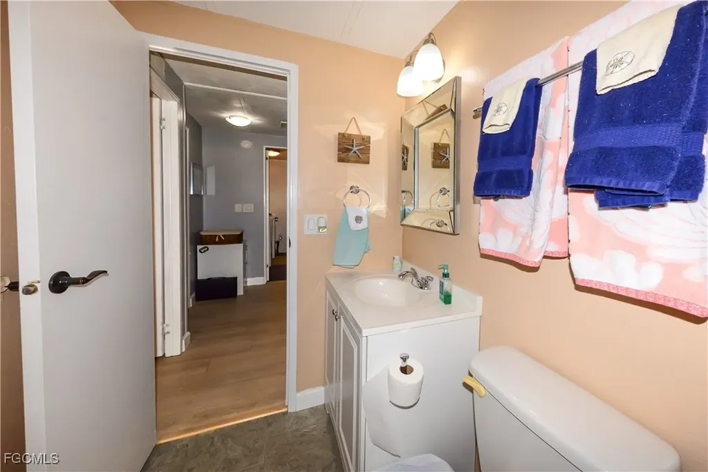 535 Sunshine Avenue North Fort Myers FL 33903