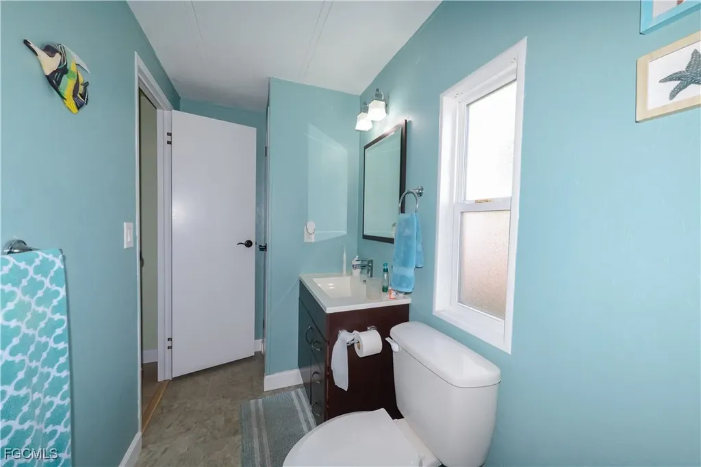 535 Sunshine Avenue North Fort Myers FL 33903