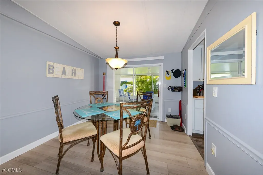 535 Sunshine Avenue North Fort Myers FL 33903