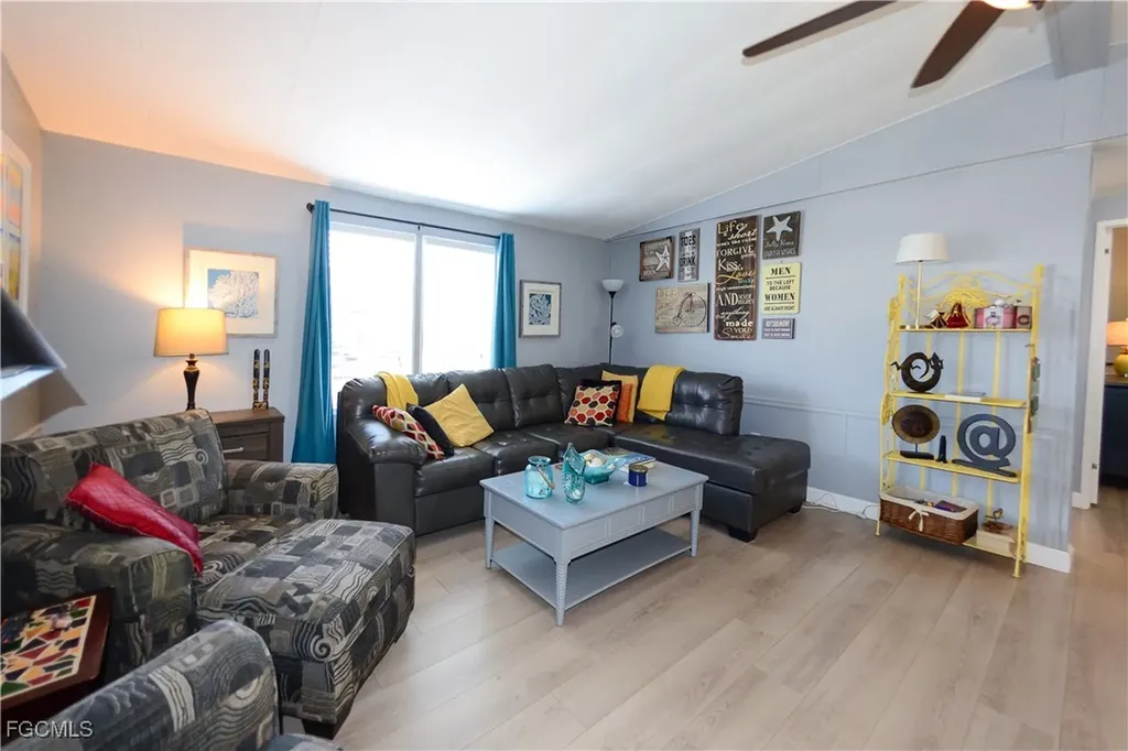 535 Sunshine Avenue North Fort Myers FL 33903