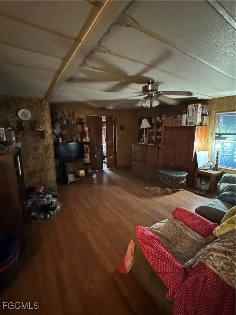 837 Pine Cone Avenue Clewiston FL 33440