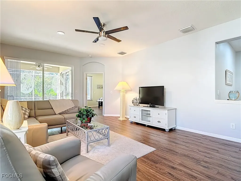20940 Calle Cristal Lane North Fort Myers FL 33917