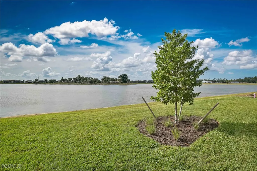 7394 Blue Salvia Drive North Fort Myers FL 33917