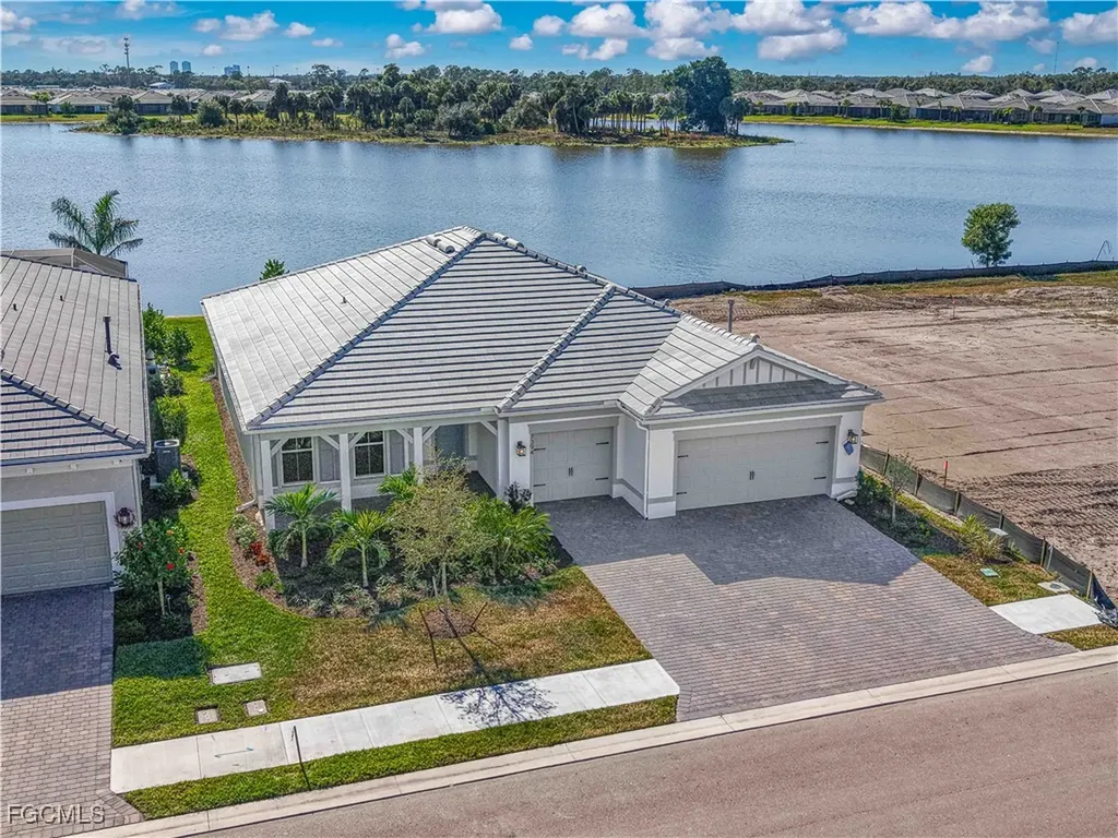 7394 Blue Salvia Drive North Fort Myers FL 33917