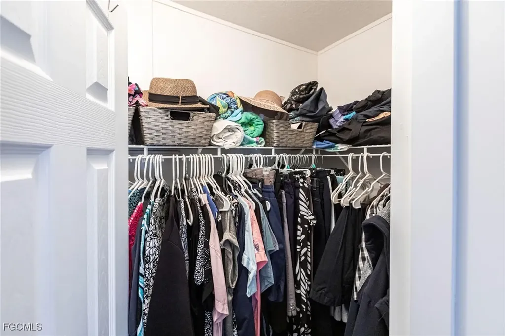 3152 Indian Village Lane North Fort Myers FL 33917