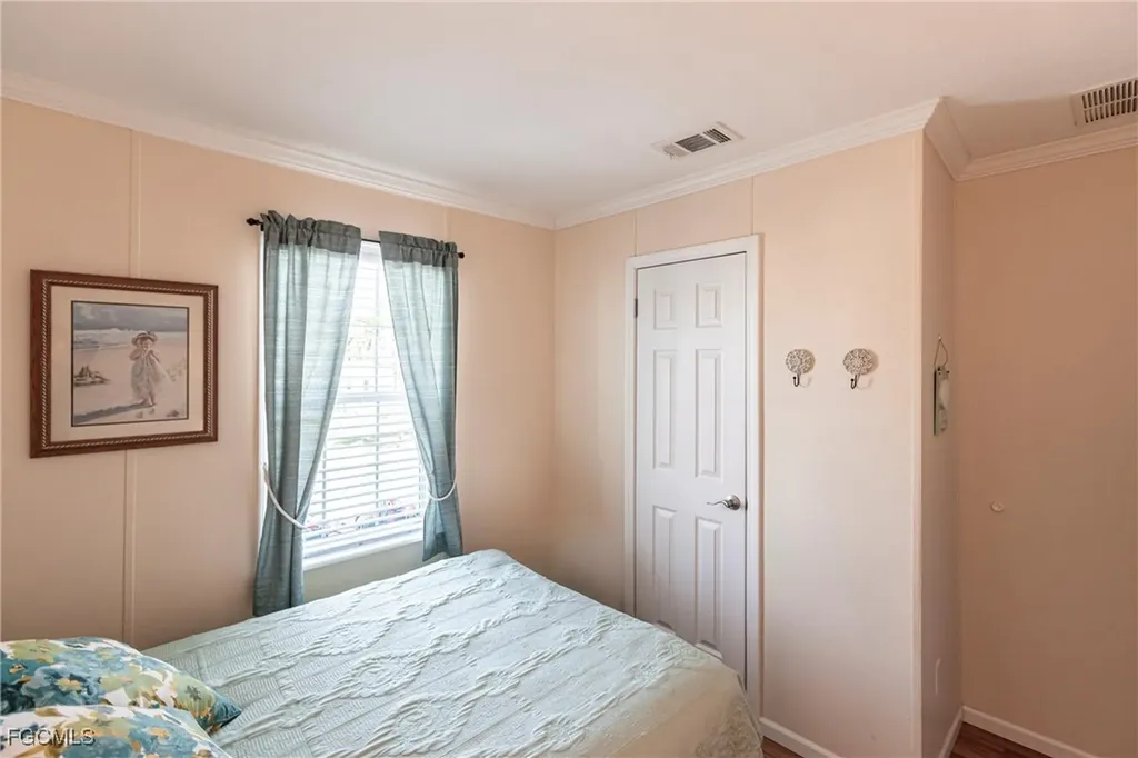 3152 Indian Village Lane North Fort Myers FL 33917