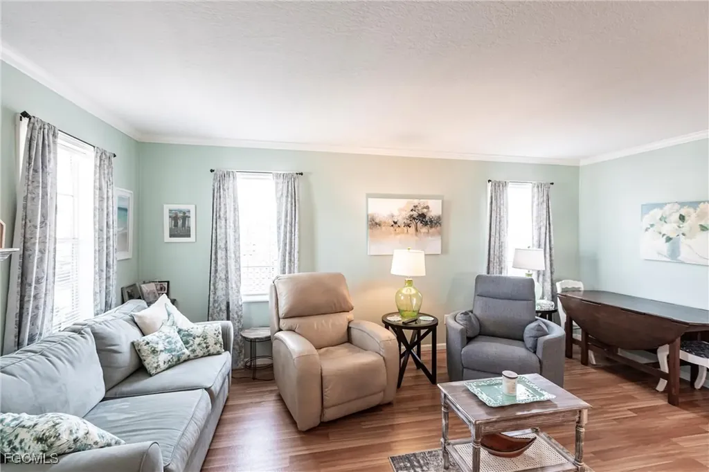 3152 Indian Village Lane North Fort Myers FL 33917