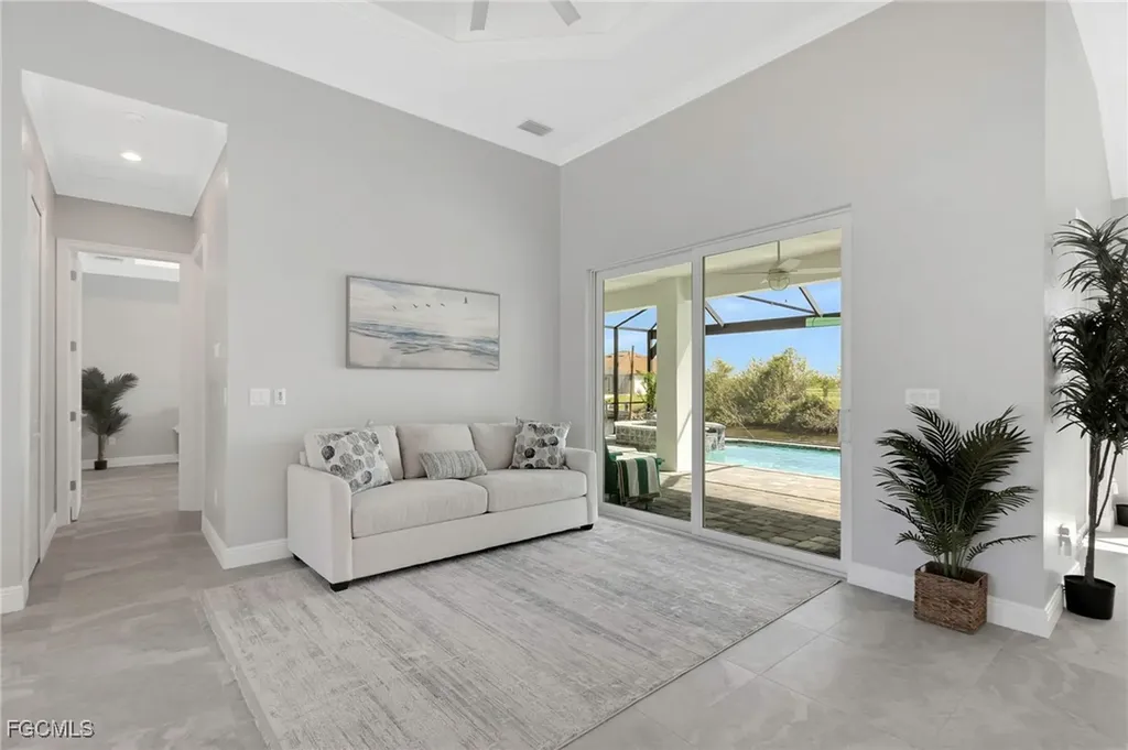 1225 NW 33rd Avenue Cape Coral FL 33993